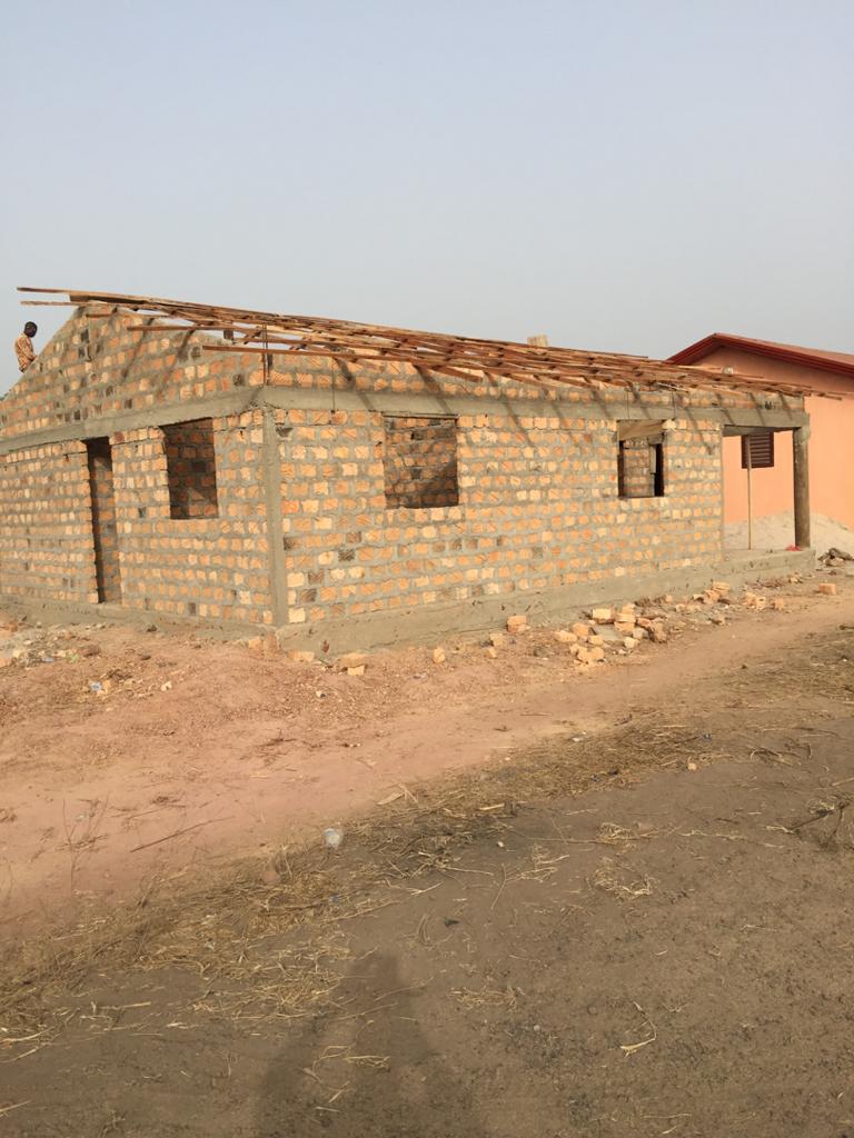 nouveau dispensaire ajk 40