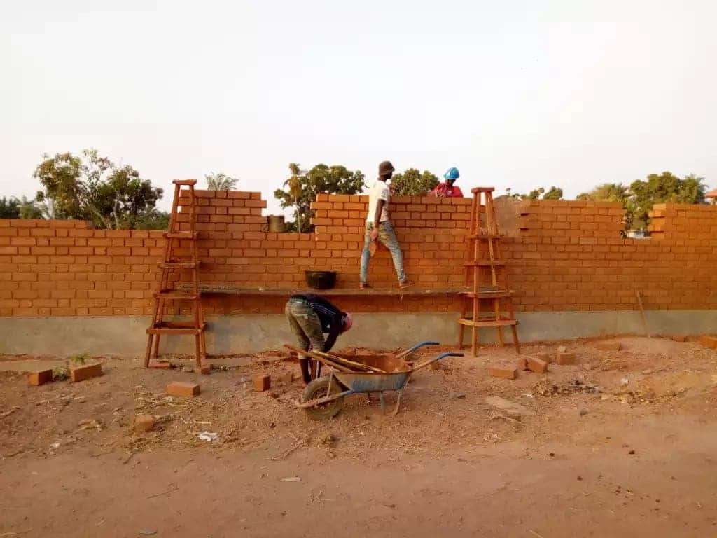 nouveau dispensaire ajk 8